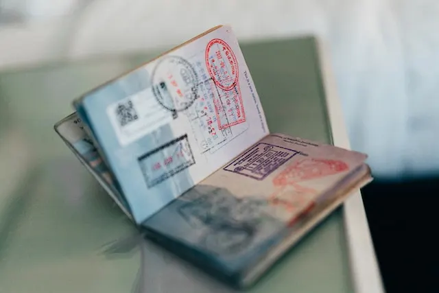 پاسپورت عمان با مهر ورود
